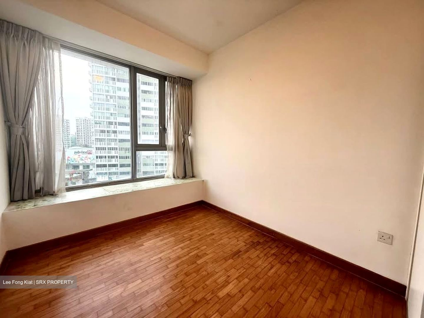 Centro Residences (D20), Condominium #557031021